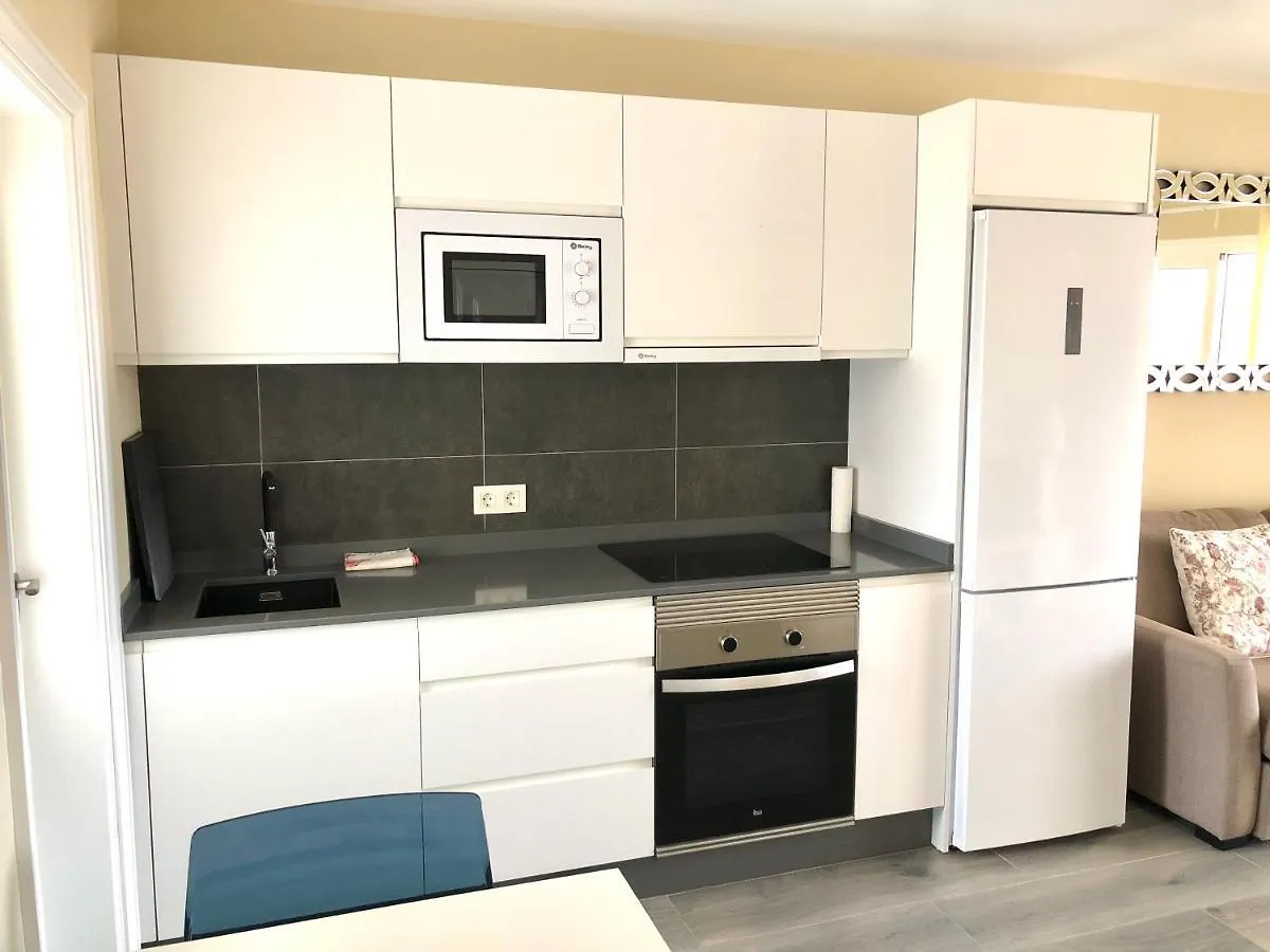 Casa Nia - modern one bedroom apartment in central Puerto del Carmen Tías